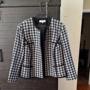 Jones Studio Black and White Houndstooth Blazer
